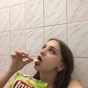 Meet your Posher, Bobbie